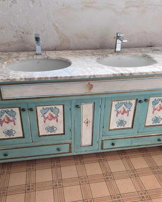 Stupendo mobile bagno, con piana di marmo 