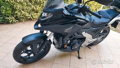 Honda NC 750 X DCT ABS URBAN GARANZIA HONDA 2030