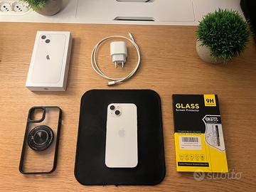 iPhone 13 128GB Bianco + Accessori - Trattabile