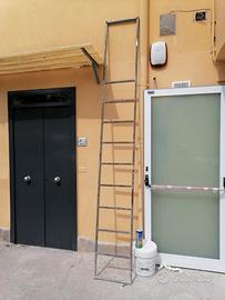 Scala in ferro 323x45cm (sezione 2x3cm)