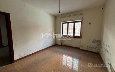 AMPIO TRILOCALE, GRICIGNANO DI AVERSA.