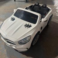 Mercedes elettrica per bambini