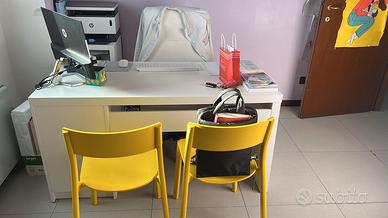 scrivania IKEA Malm colore bianco