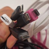 Cavetti usb telefono android