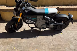Bmw ce o2  11 kw ( 125)