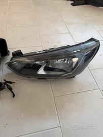 Ricambi ford focus station wagon