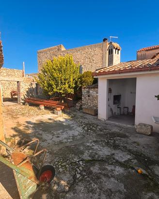 Casa Indipendente con cortile privato