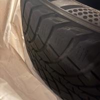 Set di 4 gomme kumno  semi nuove  invernali