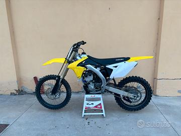 Suzuki rmz 250