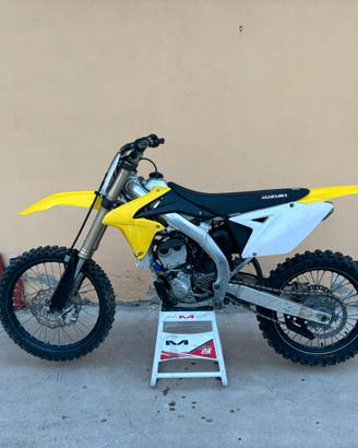 Suzuki rmz 250