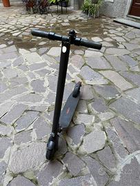 Segway Ninebot E22E 0ttime condizioni