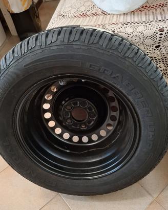 Ruota con cerchione, della General Tire,215/65/R16