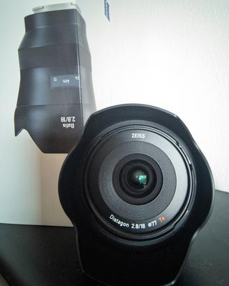 Grandangolare Sony e-mount  Batis/Zeiss  18mm f2.8