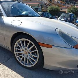 Cerchi 18" e pneumatici per Porsche