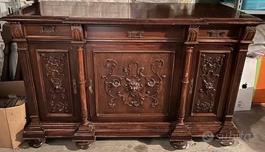 Credenza antica stile neorinascimentale
