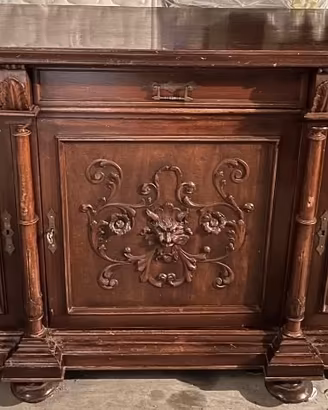 Credenza antica stile neorinascimentale