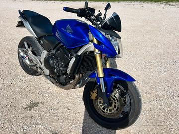 honda  hornet 600 2008 10000km