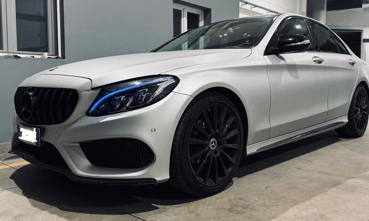 Mercedes classe C 220D Amg premium plus