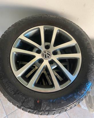 Set pneumatici invernali e cerchi  VW 16”