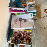 Testi scolastici medie e superiori