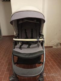 passeggino richiudibile reclinabile ben tenuto.