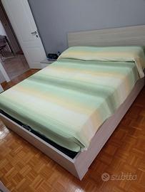 Letto Matrimoniale con Contenitore e Rete a Doghe