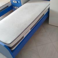 Letto singolo, materasso e rete