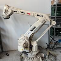 ABB robot IRB460 - anno 2002