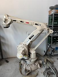ABB robot IRB460 - anno 2002