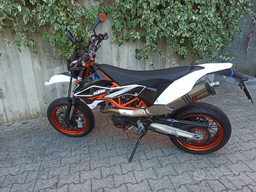 KTM 690 Smc r