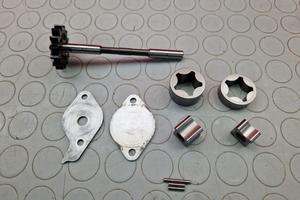 POMPA OLIO KTM SXF 250 2010 2009 SXF250 2008 2007