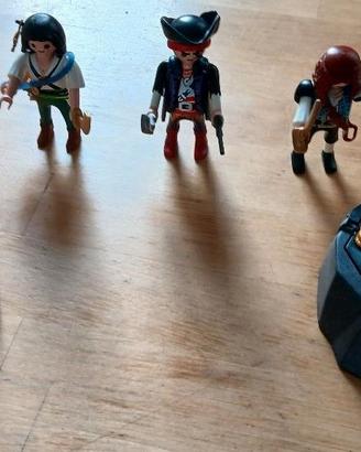 PLAYMOBIL PIRATI ARMATI ZATTERA E ISOLA DEL TESORO