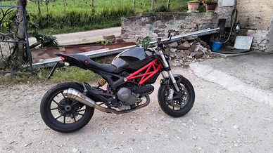 Ducati Monster 796+ ABS