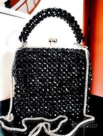 Borsetta bauletto di perline nere