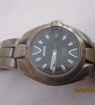 RE - Orologio SEIKO TITANIUM - vintage