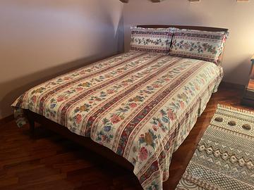 Letto completo e comodino