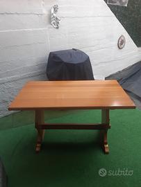 Tavolo in legno