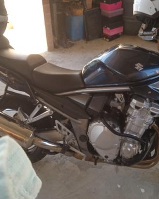 Suzuki Bandit 1250