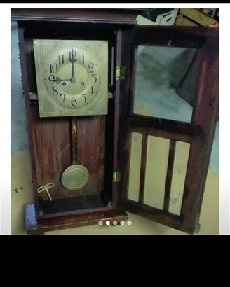 Orologio completo di chiavette