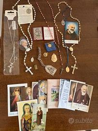 Materiale credente rosari santini medaglie