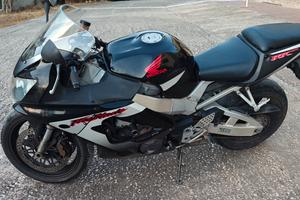 Honda CBR 900 RR Fireblade del 2000