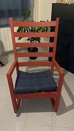 Sedia a dondolo Ikea in legno