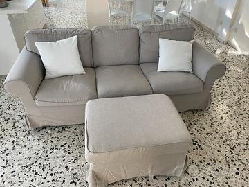 Divano e poggiapiedi Ektorp Ikea