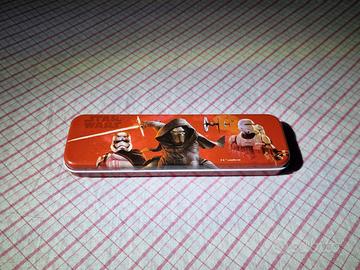 Astuccio di metallo  Star Wars (TRATTABILE)