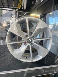 CERCHI IN LEGA ORIGINALI RENAULT R 16