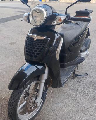 Aprilia Scarabeo 200