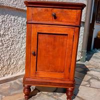 comodino restaurato meta 800 in pino