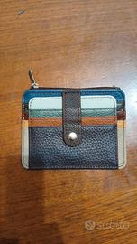 Portafoglio finta pelle