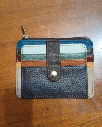 Portafoglio finta pelle