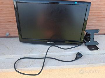 Samsung Monitor 18 con supporto